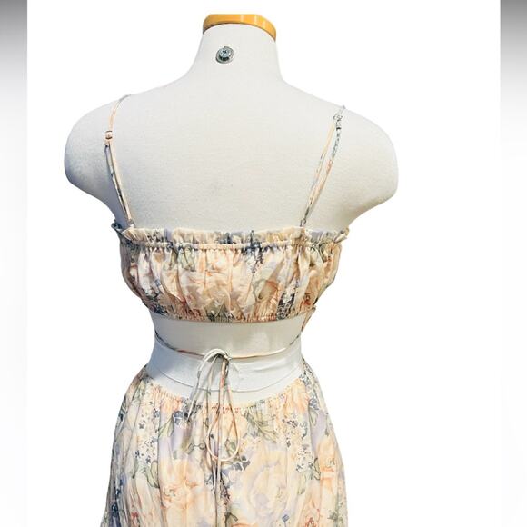 Astr The Label Women's Odina Maxi Dress Floral Size Medium
NWOT - Picture 11 of 11